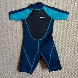 Toddler Wet Suit - like new size 5/6 yrs old
